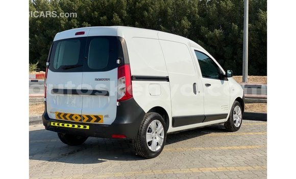 Nunua Imported Renault 18 Nyeupe Gari ndani ya Import - Dubai nchini Kati Kenya Nunua Imported Renault 18 Nyeupe Gari ndani ya Import - Dubai nchini Kati Kenya