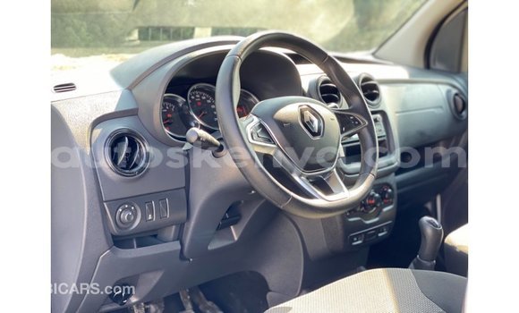 Nunua Imported Renault 18 Nyeupe Gari ndani ya Import - Dubai nchini Kati Kenya Nunua Imported Renault 18 Nyeupe Gari ndani ya Import - Dubai nchini Kati Kenya