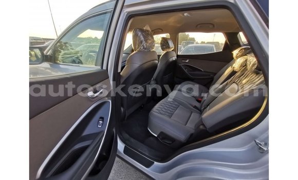 Imported Hyundai Santa Fe Other Makiinaa iti Import - Dubai keessatti Central Kenya keessatti Imported Hyundai Santa Fe Other Makiinaa iti Import - Dubai keessatti Central Kenya keessatti