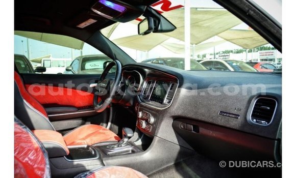 Nunua Imported Dodge Charger Nyeupe Gari ndani ya Import - Dubai nchini Kati Kenya Nunua Imported Dodge Charger Nyeupe Gari ndani ya Import - Dubai nchini Kati Kenya