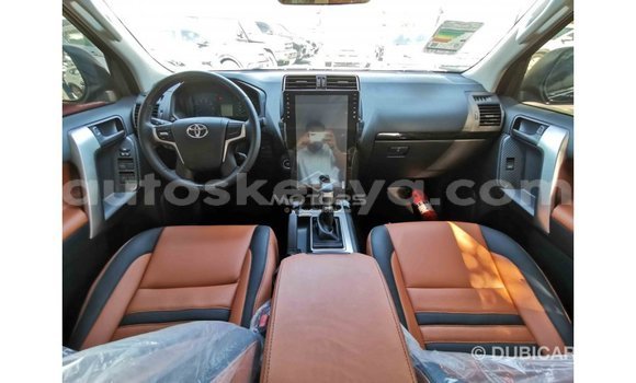 Nunua Imported Toyota Prado Nyeusi Gari ndani ya Import - Dubai nchini Kati Kenya Nunua Imported Toyota Prado Nyeusi Gari ndani ya Import - Dubai nchini Kati Kenya