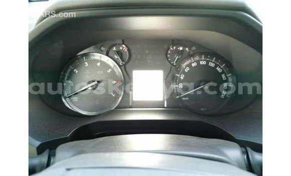 Imported Toyota Prado White Makiinaa iti Import - Dubai keessatti Central Kenya keessatti Imported Toyota Prado White Makiinaa iti Import - Dubai keessatti Central Kenya keessatti