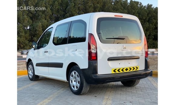 Nunua Imported Peugeot Partner Nyeupe Gari ndani ya Import - Dubai nchini Kati Kenya Nunua Imported Peugeot Partner Nyeupe Gari ndani ya Import - Dubai nchini Kati Kenya