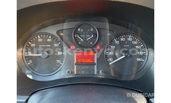 Nunua Imported Peugeot Partner Nyeupe Gari ndani ya Import - Dubai nchini Kati Kenya Nunua Imported Peugeot Partner Nyeupe Gari ndani ya Import - Dubai nchini Kati Kenya