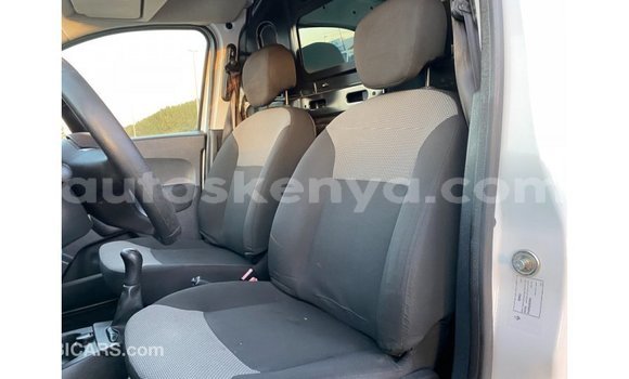 Buy Import Renault 18 White Car in Import - Dubai in Central Kenya Buy Import Renault 18 White Car in Import - Dubai in Central Kenya