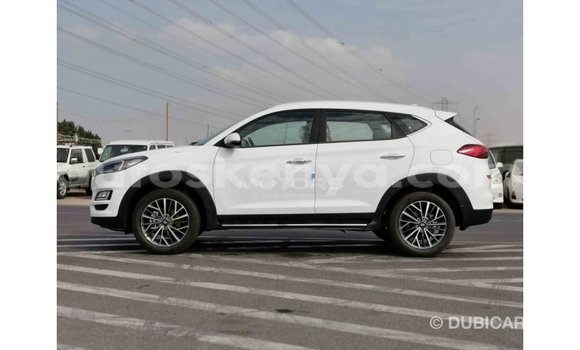 Buy Import Hyundai Tucson White Car in Import - Dubai in Central Kenya Buy Import Hyundai Tucson White Car in Import - Dubai in Central Kenya