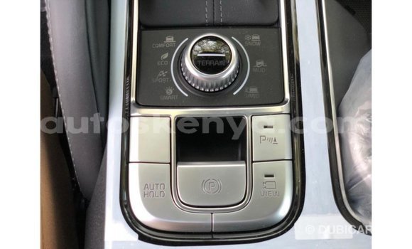 Imported Kia Carens White Makiinaa iti Import - Dubai keessatti Central Kenya keessatti Imported Kia Carens White Makiinaa iti Import - Dubai keessatti Central Kenya keessatti