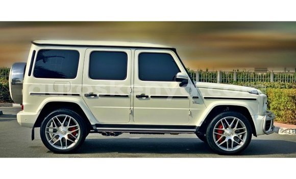 Imported Mercedes‒Benz 1117 White Netiree iti Import - Dubai keessatti Central Kenya keessatti Imported Mercedes‒Benz 1117 White Netiree iti Import - Dubai keessatti Central Kenya keessatti