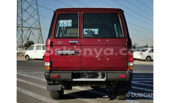 Nunua Imported Toyota Land Cruiser Nyekundu Gari ndani ya Import - Dubai nchini Kati Kenya Nunua Imported Toyota Land Cruiser Nyekundu Gari ndani ya Import - Dubai nchini Kati Kenya