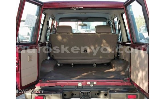 Nunua Imported Toyota Land Cruiser Nyekundu Gari ndani ya Import - Dubai nchini Kati Kenya Nunua Imported Toyota Land Cruiser Nyekundu Gari ndani ya Import - Dubai nchini Kati Kenya