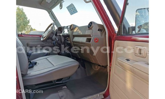 Nunua Imported Toyota Land Cruiser Nyekundu Gari ndani ya Import - Dubai nchini Kati Kenya Nunua Imported Toyota Land Cruiser Nyekundu Gari ndani ya Import - Dubai nchini Kati Kenya