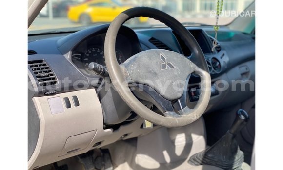 Buy Import Mitsubishi L200 White Car in Import - Dubai in Central Kenya Buy Import Mitsubishi L200 White Car in Import - Dubai in Central Kenya