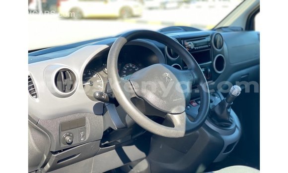 Buy Import Peugeot Partner White Car in Import - Dubai in Central Kenya Buy Import Peugeot Partner White Car in Import - Dubai in Central Kenya