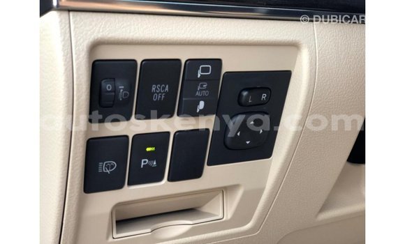 Nunua Imported Toyota Land Cruiser Nyeusi Gari ndani ya Import - Dubai nchini Kati Kenya Nunua Imported Toyota Land Cruiser Nyeusi Gari ndani ya Import - Dubai nchini Kati Kenya