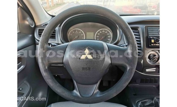 Nunua Imported Mitsubishi L200 Nyeupe Gari ndani ya Import - Dubai nchini Kati Kenya Nunua Imported Mitsubishi L200 Nyeupe Gari ndani ya Import - Dubai nchini Kati Kenya