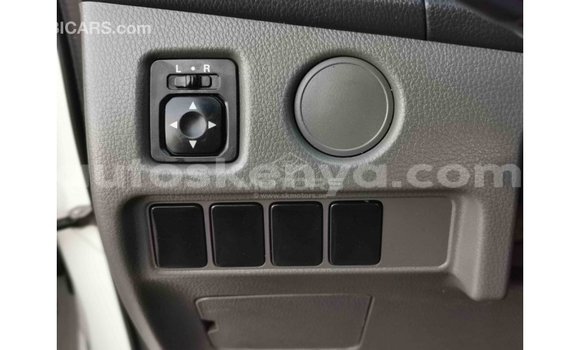 Nunua Imported Mitsubishi L200 Nyeupe Gari ndani ya Import - Dubai nchini Kati Kenya Nunua Imported Mitsubishi L200 Nyeupe Gari ndani ya Import - Dubai nchini Kati Kenya