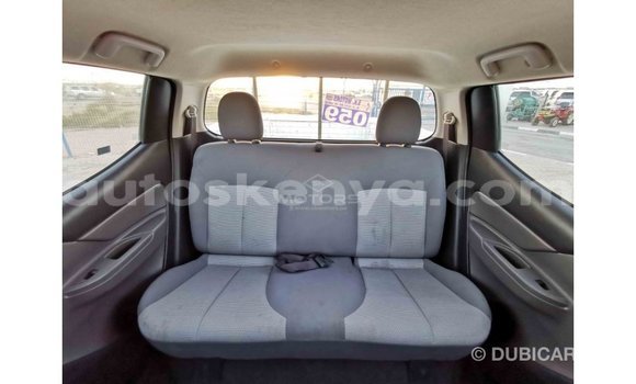 Nunua Imported Mitsubishi L200 Nyeupe Gari ndani ya Import - Dubai nchini Kati Kenya Nunua Imported Mitsubishi L200 Nyeupe Gari ndani ya Import - Dubai nchini Kati Kenya