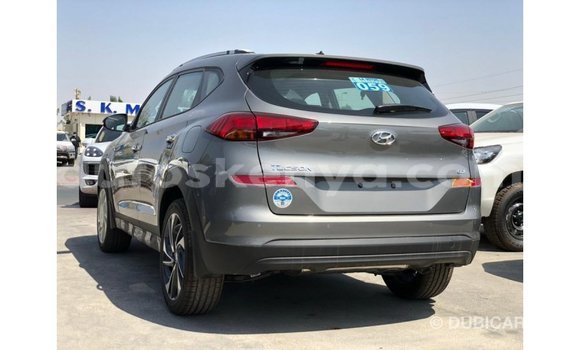 Nunua Imported Hyundai Tucson Kijani Gari ndani ya Import - Dubai nchini Kati Kenya Nunua Imported Hyundai Tucson Kijani Gari ndani ya Import - Dubai nchini Kati Kenya