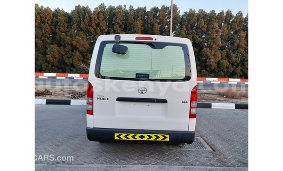 Buy Import Toyota Hiace White Car in Import - Dubai in Central Kenya Buy Import Toyota Hiace White Car in Import - Dubai in Central Kenya