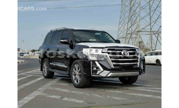 Buy Import Toyota Land Cruiser Black Car in Import - Dubai in Central Kenya Buy Import Toyota Land Cruiser Black Car in Import - Dubai in Central Kenya