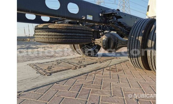 Nunua Imported Isuzu Bighorn Nyeupe Lori ndani ya Import - Dubai nchini Kati Kenya Nunua Imported Isuzu Bighorn Nyeupe Lori ndani ya Import - Dubai nchini Kati Kenya