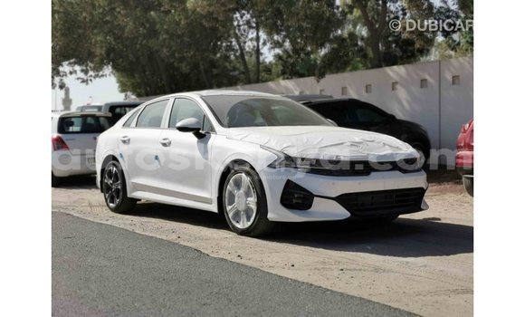 Buy Import Kia K5 White Car in Import - Dubai in Central Kenya Buy Import Kia K5 White Car in Import - Dubai in Central Kenya