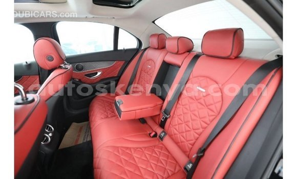 Nunua Imported Mercedes‒Benz 1117 Nyeusi Lori ndani ya Import - Dubai nchini Kati Kenya Nunua Imported Mercedes‒Benz 1117 Nyeusi Lori ndani ya Import - Dubai nchini Kati Kenya