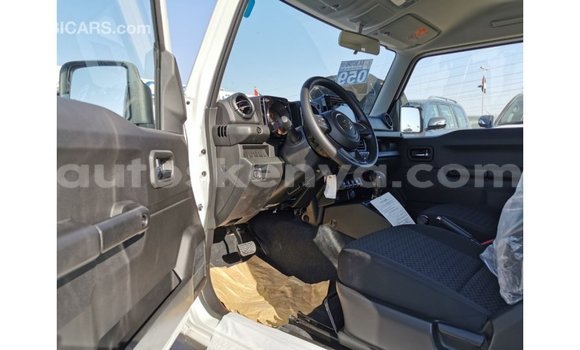 Buy Import Suzuki Jimny White Car in Import - Dubai in Central Kenya Buy Import Suzuki Jimny White Car in Import - Dubai in Central Kenya