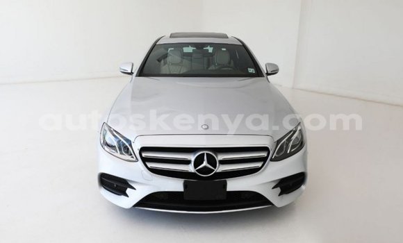 Nunua Imported Mercedes‒Benz 1117 Nyingine Lori ndani ya Import - Dubai nchini Kati Kenya