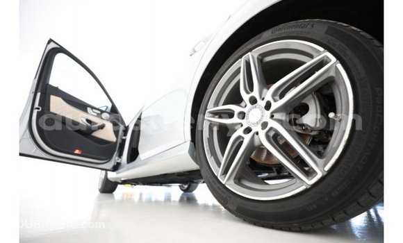 Buy Import Mercedes‒Benz 1117 Other Truck in Import - Dubai in Central Kenya Buy Import Mercedes‒Benz 1117 Other Truck in Import - Dubai in Central Kenya