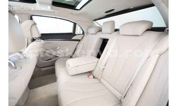 Nunua Imported Mercedes‒Benz 1117 Nyeusi Lori ndani ya Import - Dubai nchini Kati Kenya Nunua Imported Mercedes‒Benz 1117 Nyeusi Lori ndani ya Import - Dubai nchini Kati Kenya