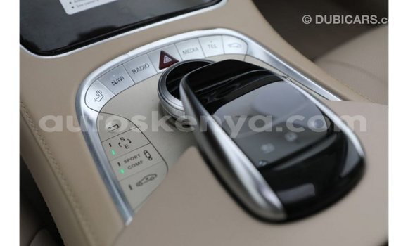 Nunua Imported Mercedes‒Benz 1117 Nyeusi Lori ndani ya Import - Dubai nchini Kati Kenya Nunua Imported Mercedes‒Benz 1117 Nyeusi Lori ndani ya Import - Dubai nchini Kati Kenya