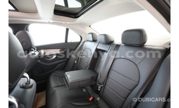 Nunua Imported Mercedes‒Benz 1213 Nyeusi Lori ndani ya Import - Dubai nchini Kati Kenya Nunua Imported Mercedes‒Benz 1213 Nyeusi Lori ndani ya Import - Dubai nchini Kati Kenya