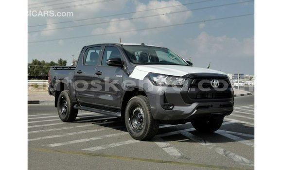 Nunua Imported Toyota Hilux Nyingine Gari ndani ya Import - Dubai nchini Kati Kenya Nunua Imported Toyota Hilux Nyingine Gari ndani ya Import - Dubai nchini Kati Kenya