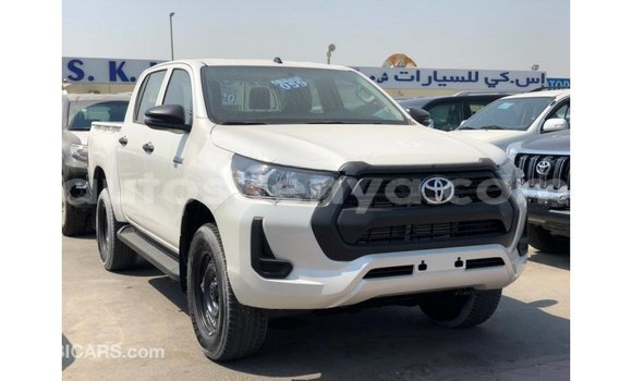 Buy Import Toyota Hilux White Car in Import - Dubai in Central Kenya Buy Import Toyota Hilux White Car in Import - Dubai in Central Kenya