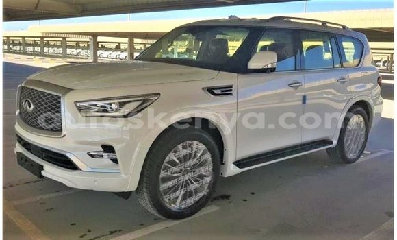 Nunua Imported Infiniti Q Nyeupe Gari ndani ya Import - Dubai nchini Kati Kenya