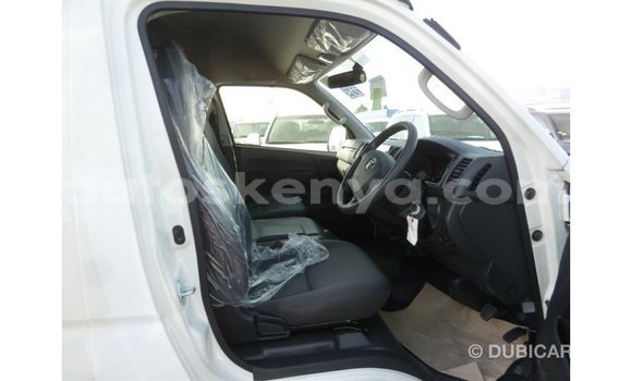 Buy Import Toyota Hiace White Car in Import - Dubai in Central Kenya Buy Import Toyota Hiace White Car in Import - Dubai in Central Kenya