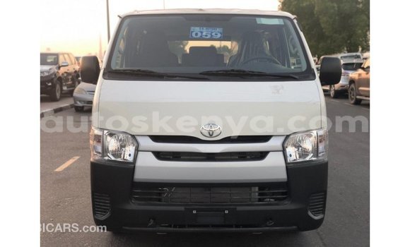 Buy Import Toyota DA White Truck in Import - Dubai in Central Kenya Buy Import Toyota DA White Truck in Import - Dubai in Central Kenya