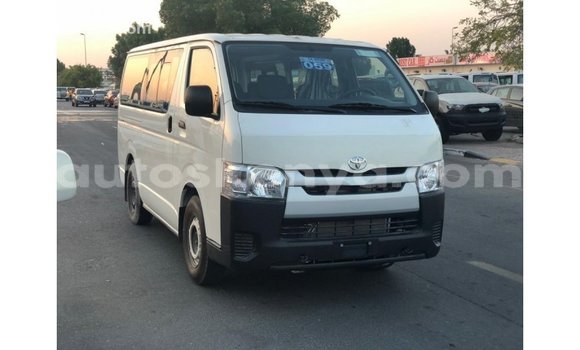 Buy Import Toyota DA White Truck in Import - Dubai in Central Kenya Buy Import Toyota DA White Truck in Import - Dubai in Central Kenya