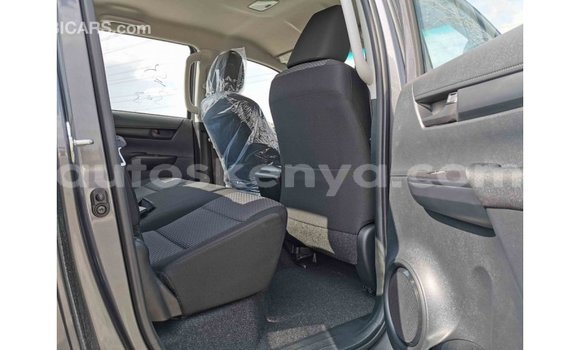 Nunua Imported Toyota Hilux Nyingine Gari ndani ya Import - Dubai nchini Kati Kenya Nunua Imported Toyota Hilux Nyingine Gari ndani ya Import - Dubai nchini Kati Kenya