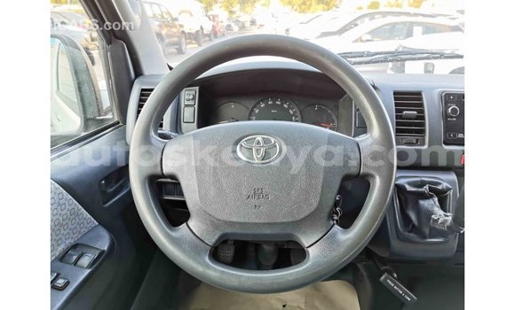 Nunua Imported Toyota Hiace Nyeupe Gari ndani ya Import - Dubai nchini Kati Kenya Nunua Imported Toyota Hiace Nyeupe Gari ndani ya Import - Dubai nchini Kati Kenya