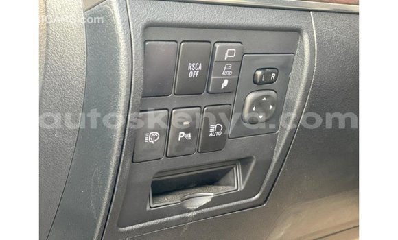 Nunua Imported Toyota Land Cruiser Nyeupe Gari ndani ya Import - Dubai nchini Kati Kenya Nunua Imported Toyota Land Cruiser Nyeupe Gari ndani ya Import - Dubai nchini Kati Kenya