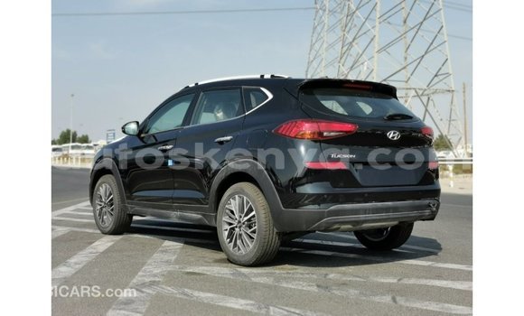 Nunua Imported Hyundai Tucson Nyeusi Gari ndani ya Import - Dubai nchini Kati Kenya Nunua Imported Hyundai Tucson Nyeusi Gari ndani ya Import - Dubai nchini Kati Kenya