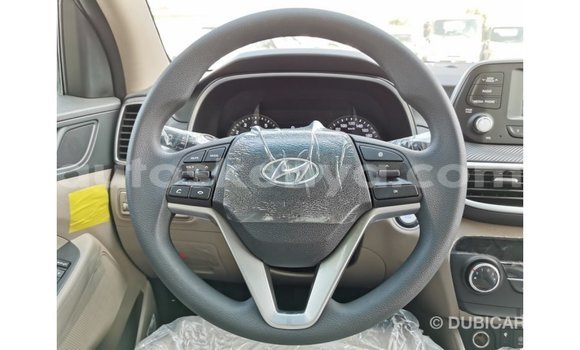 Nunua Imported Hyundai Tucson Nyeusi Gari ndani ya Import - Dubai nchini Kati Kenya Nunua Imported Hyundai Tucson Nyeusi Gari ndani ya Import - Dubai nchini Kati Kenya