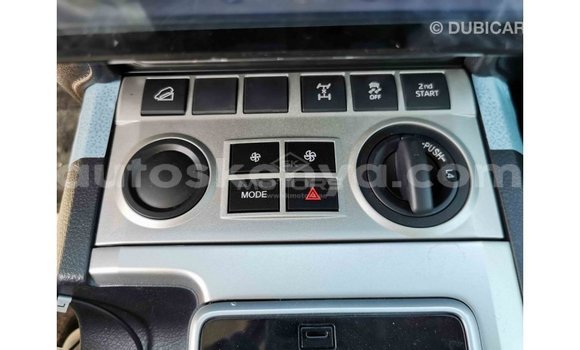 Imported Toyota Prado Black Makiinaa iti Import - Dubai keessatti Central Kenya keessatti Imported Toyota Prado Black Makiinaa iti Import - Dubai keessatti Central Kenya keessatti