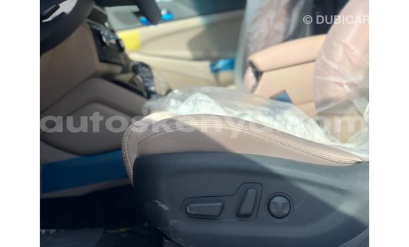 Buy Import Hyundai Tucson White Car in Import - Dubai in Central Kenya Buy Import Hyundai Tucson White Car in Import - Dubai in Central Kenya