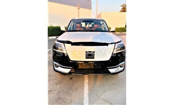 Imported Nissan Patrol Black Makiinaa iti Import - Dubai keessatti Central Kenya keessatti Imported Nissan Patrol Black Makiinaa iti Import - Dubai keessatti Central Kenya keessatti