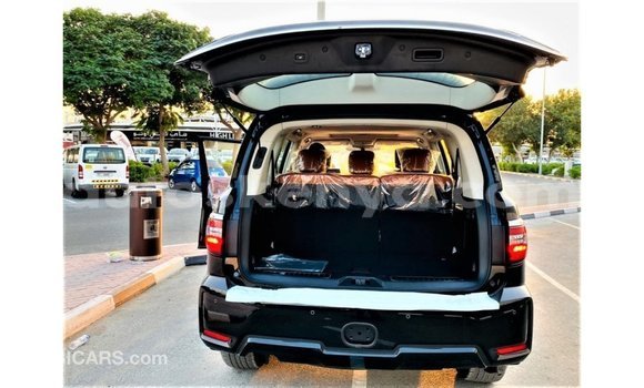 Imported Nissan Patrol Black Makiinaa iti Import - Dubai keessatti Central Kenya keessatti Imported Nissan Patrol Black Makiinaa iti Import - Dubai keessatti Central Kenya keessatti