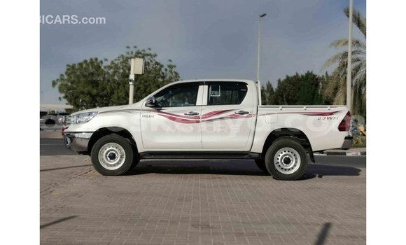 Buy Import Toyota Hilux White Car in Import - Dubai in Central Kenya Buy Import Toyota Hilux White Car in Import - Dubai in Central Kenya