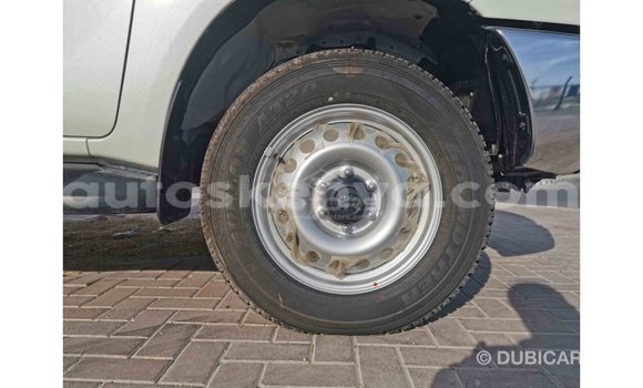 Buy Import Toyota Hilux White Car in Import - Dubai in Central Kenya Buy Import Toyota Hilux White Car in Import - Dubai in Central Kenya